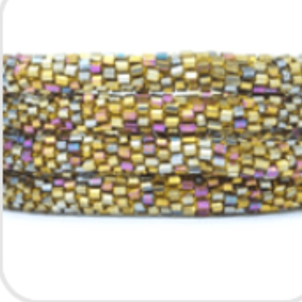 ❤️🔥Sashka Co - "Elegant Iridescent" Glass Seed Bead Bracelet - OS